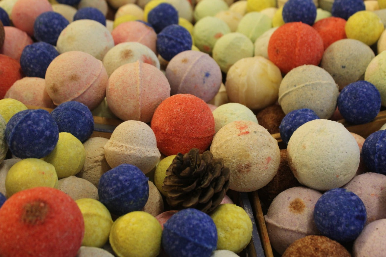 BATH BOMBS